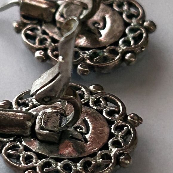 🎉HP🎉Vintage Liz Claiborne Aqua n Silver Drop Earrings - Picture 5 of 7